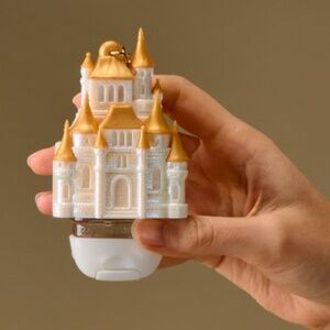 Limited Edition Disney Princess Castle Pocket Bac Holder
